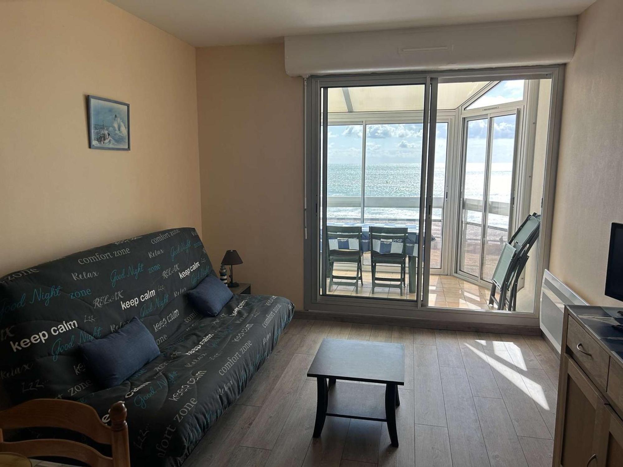 Appartement 2 Pieces Avec Balcon Et Parking A Saint-Gilles-Croix-De-Vie - Fr-1-224-39 Екстер'єр фото