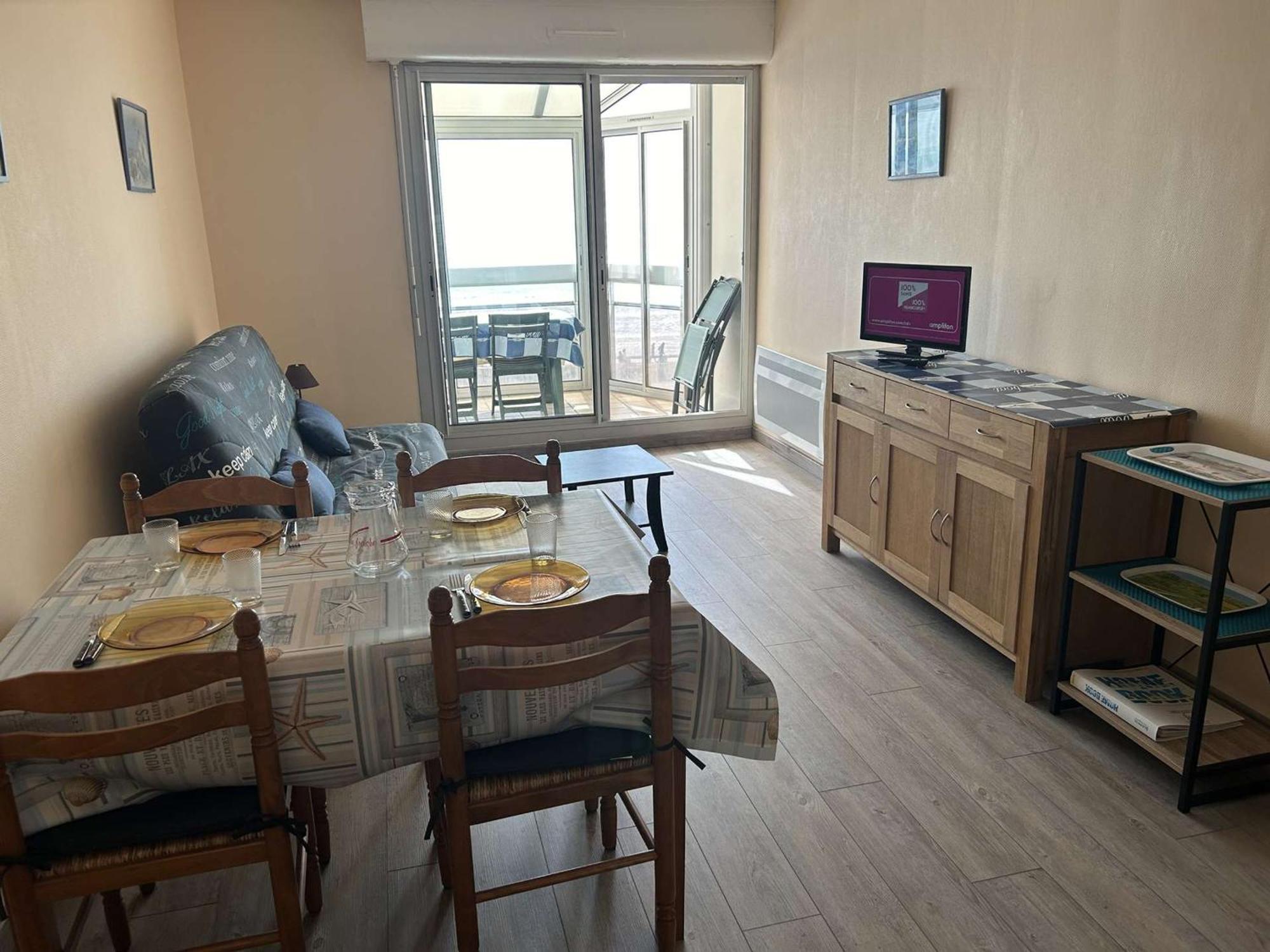 Appartement 2 Pieces Avec Balcon Et Parking A Saint-Gilles-Croix-De-Vie - Fr-1-224-39 Екстер'єр фото